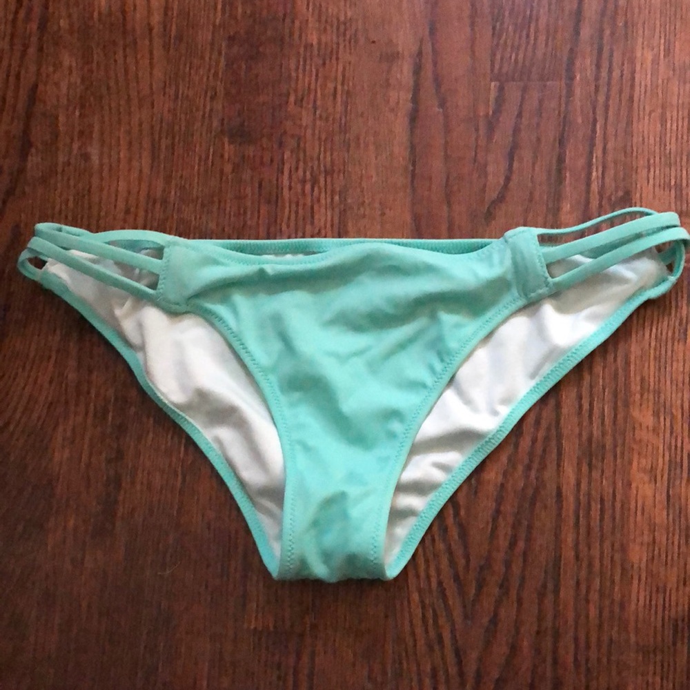 VS Bikini bottom